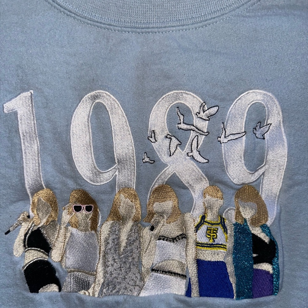 Taylor Swift 1989 embroidered crewneck